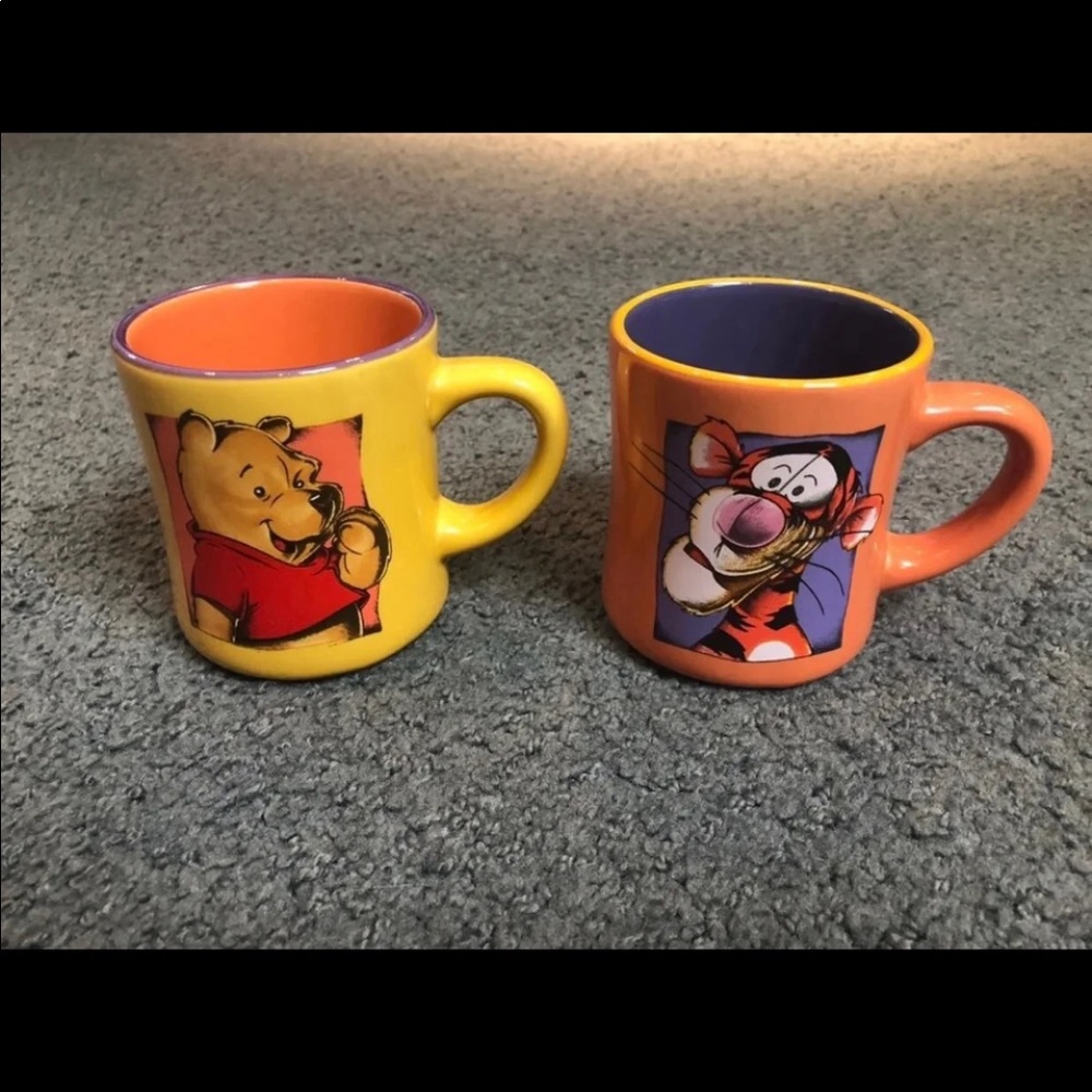 Winne The Pooh And tigger mugs.